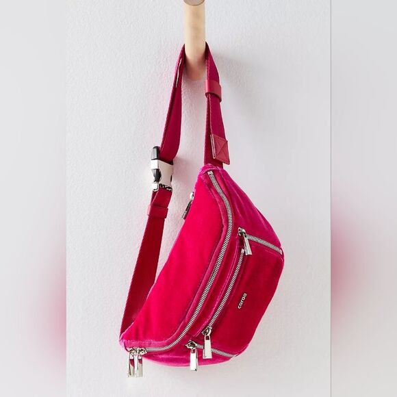 NWT Free People Caraa Velvet Small Sling Bag Pink - Picture 1 of 6